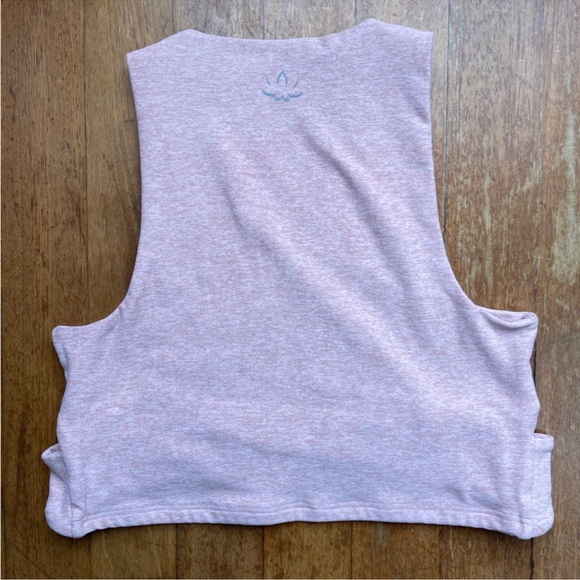 Beyond Yoga That’s A Wrap Crop Tank Bra - Picture 3 of 6